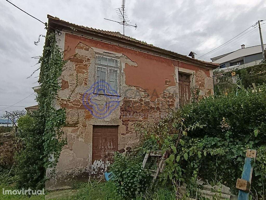 Moradia em Pedra | 4 frentes | 2 pisos | Terreno | Reabilitação | Sant - Grande imagem: 3/26