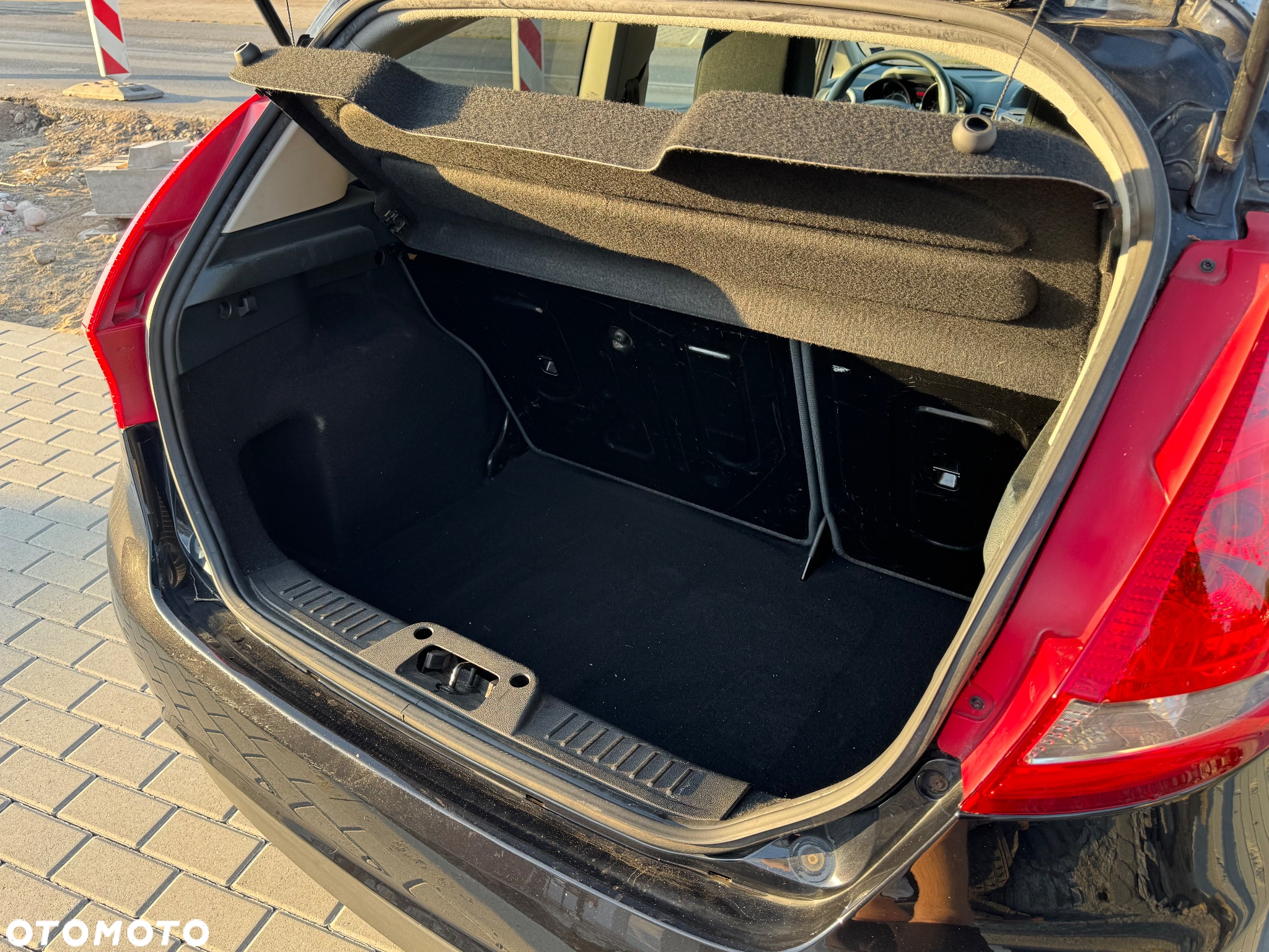 Ford Fiesta 1.25 Ghia - 25