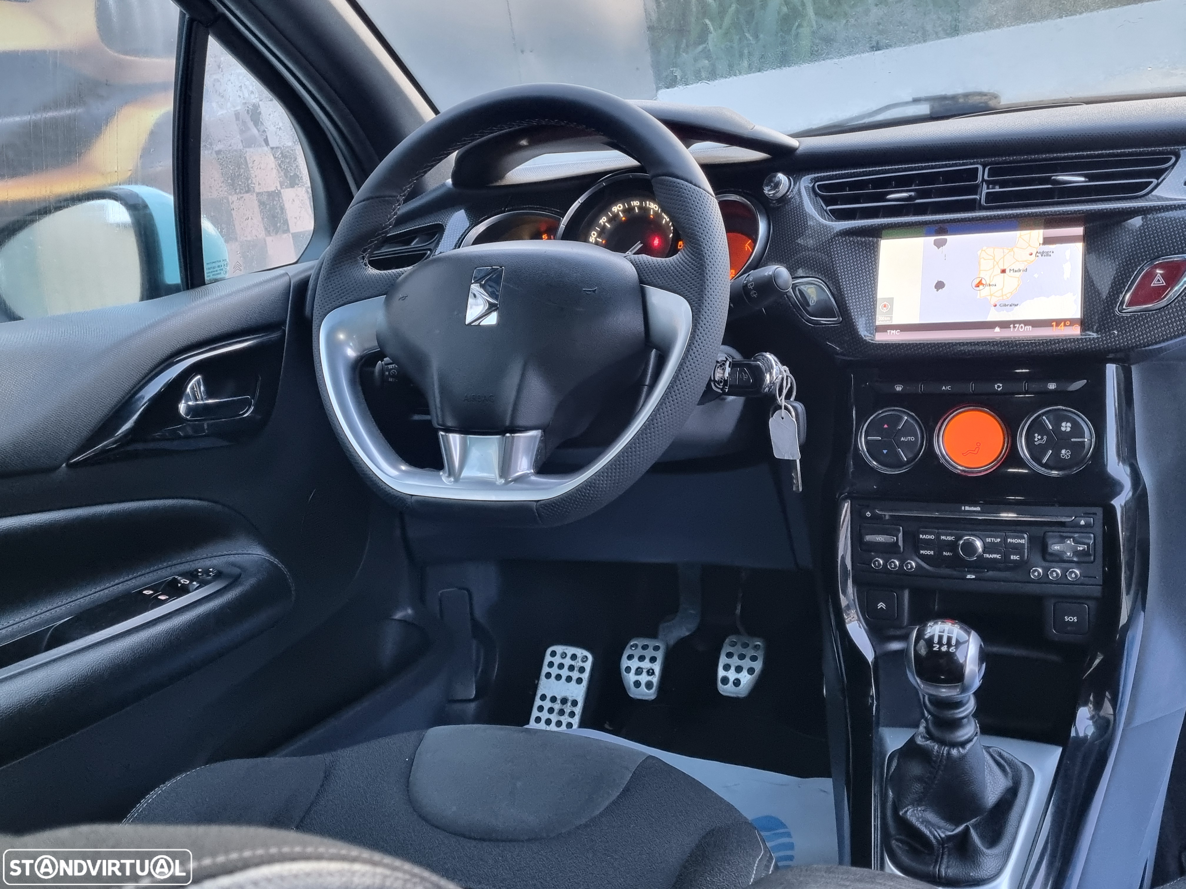 Citroën DS3 1.6 HDi Airdream Sport Chic - 24