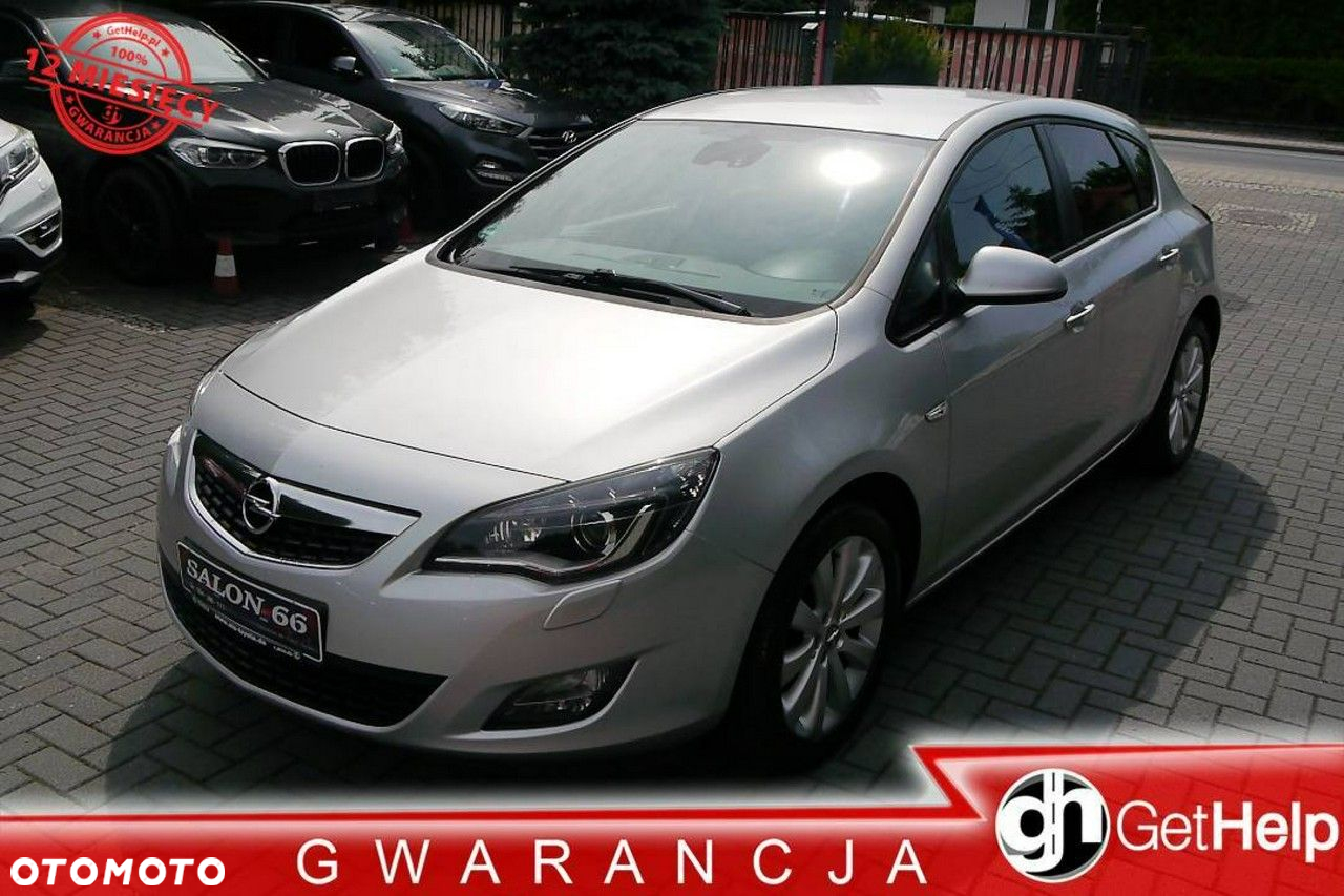 Opel Astra IV 1.4 T Cosmo - 2