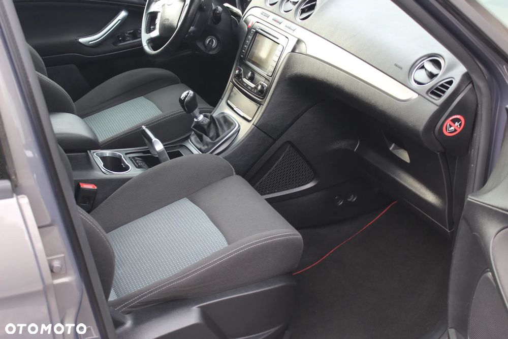 Ford S-Max 2.0 TDCi Ambiente - 13