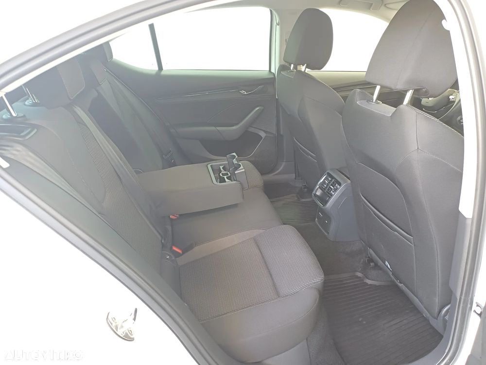 Skoda Octavia 1.5 TSI DSG Mild Hybrid Ambition - 28