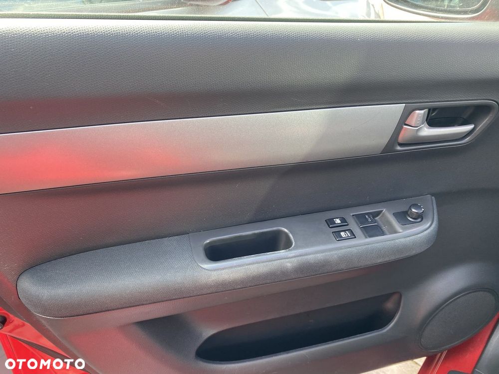 Suzuki Swift 1.3 Club - 9