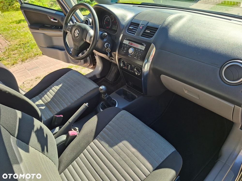 Suzuki SX4 1.6 VVT 4x4 Comfort - 19