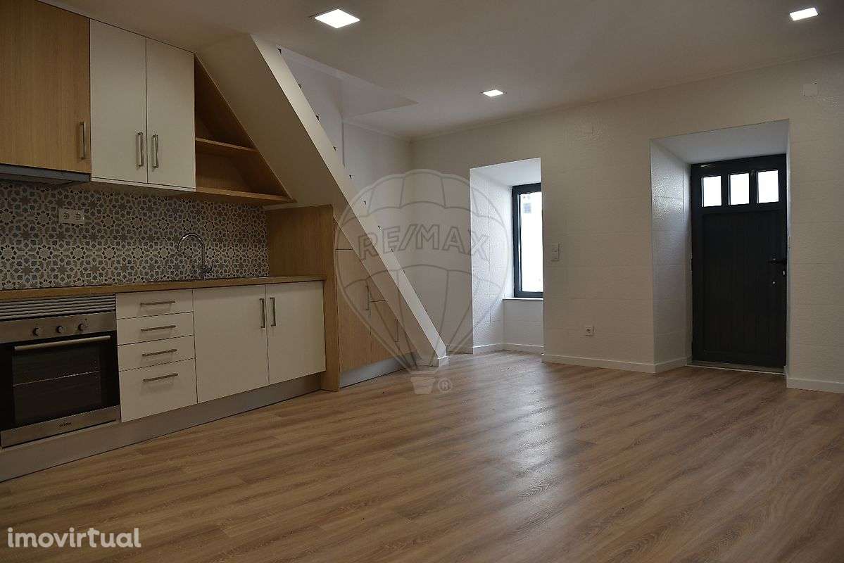 Moradia T2 para arrendamento - Grande imagem: 2/17