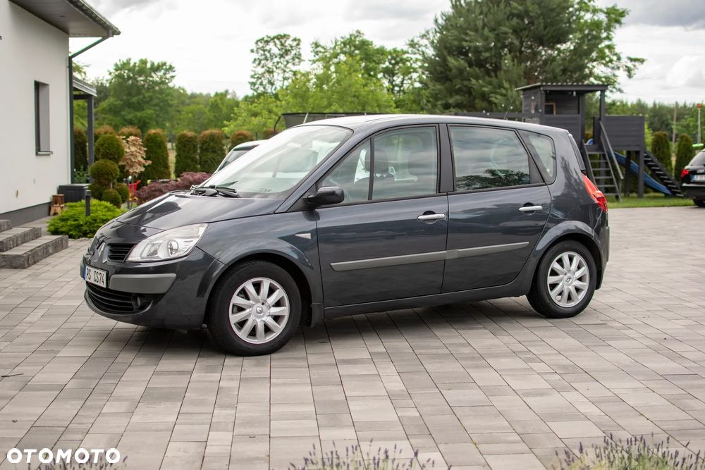 Renault Scenic - 23