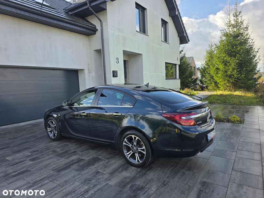 Opel Insignia - 8