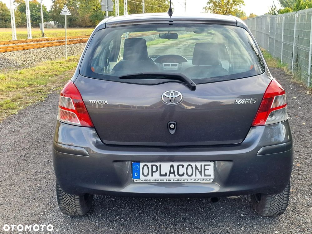 Toyota Yaris 1.33 VVT-i Executive - 5