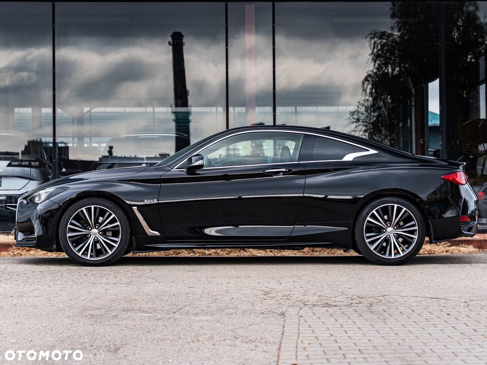 Infiniti Q60 - 23