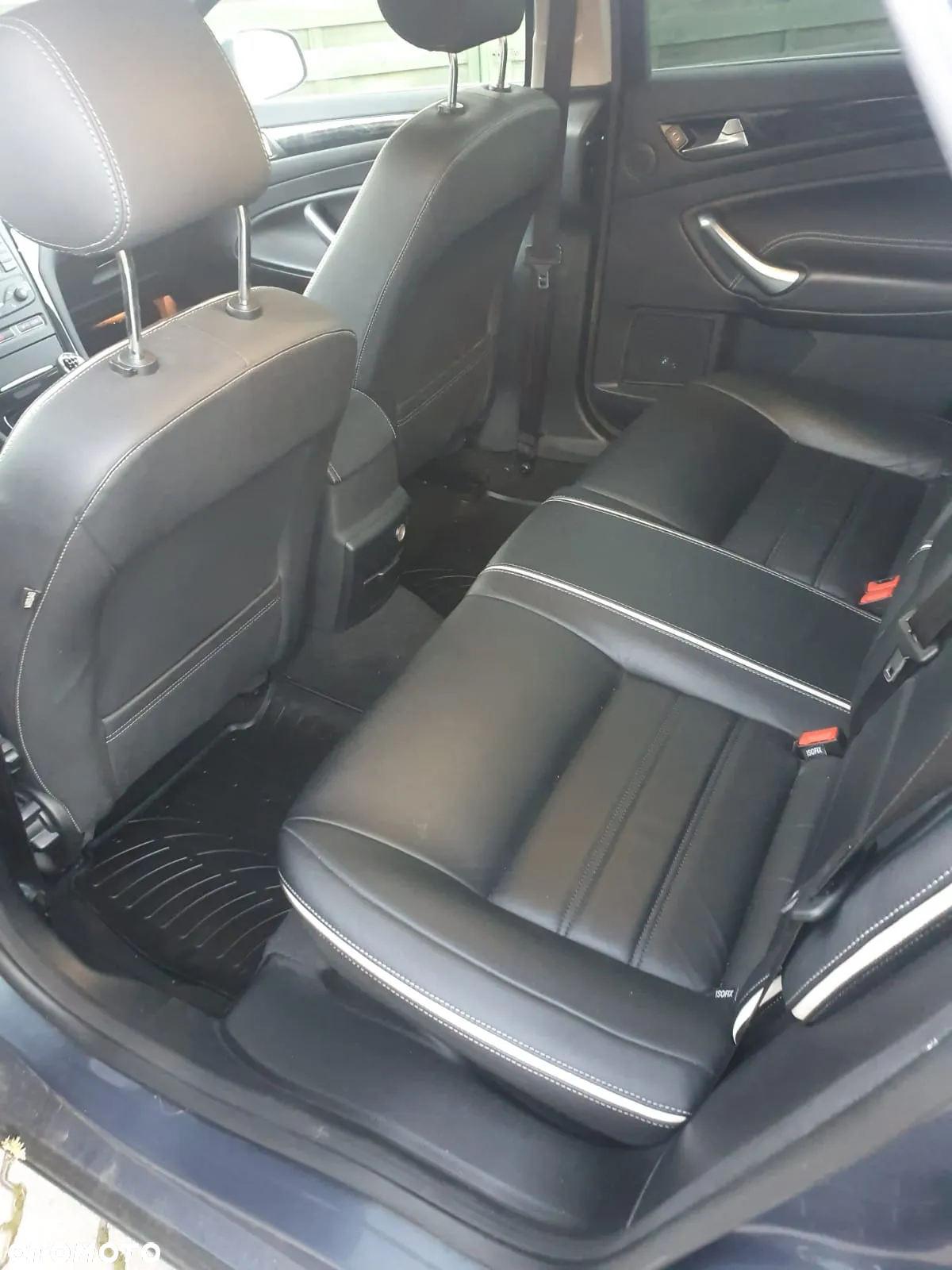 Ford Mondeo 2.0 TDCI Black Magic - 15