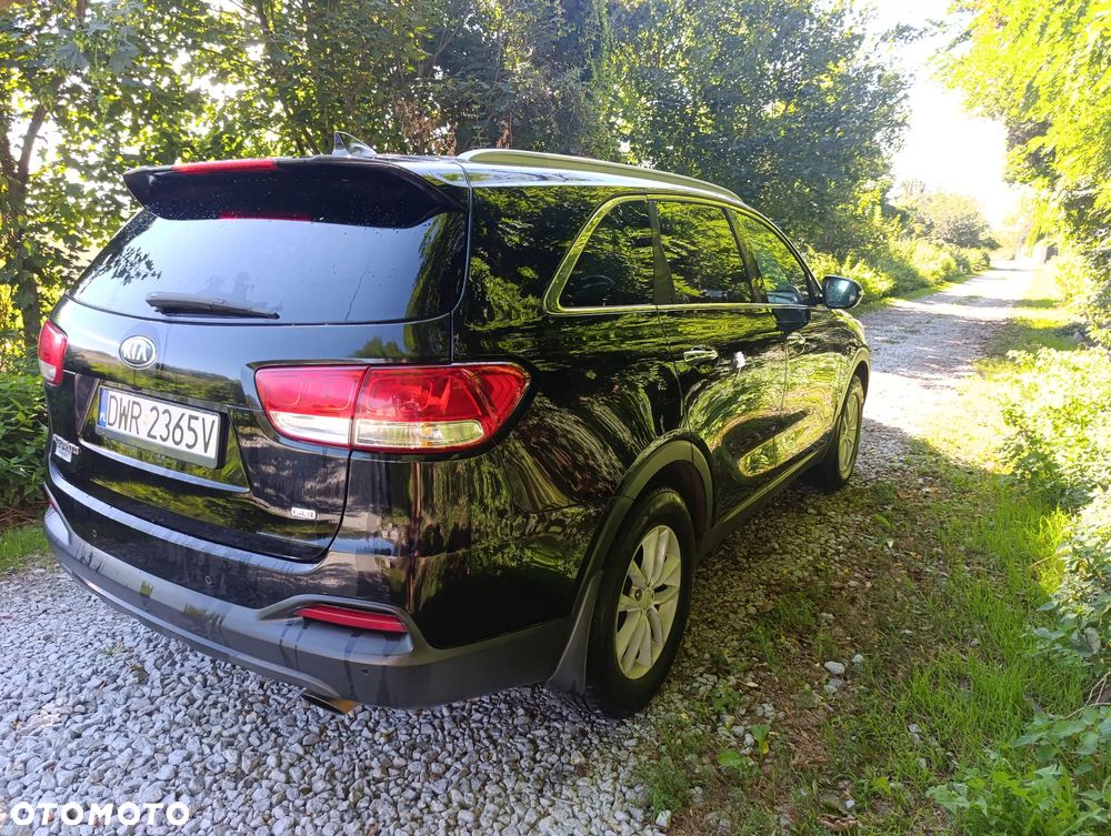 Kia Sorento 2.4 GDI 2WD Edition 7 - 4