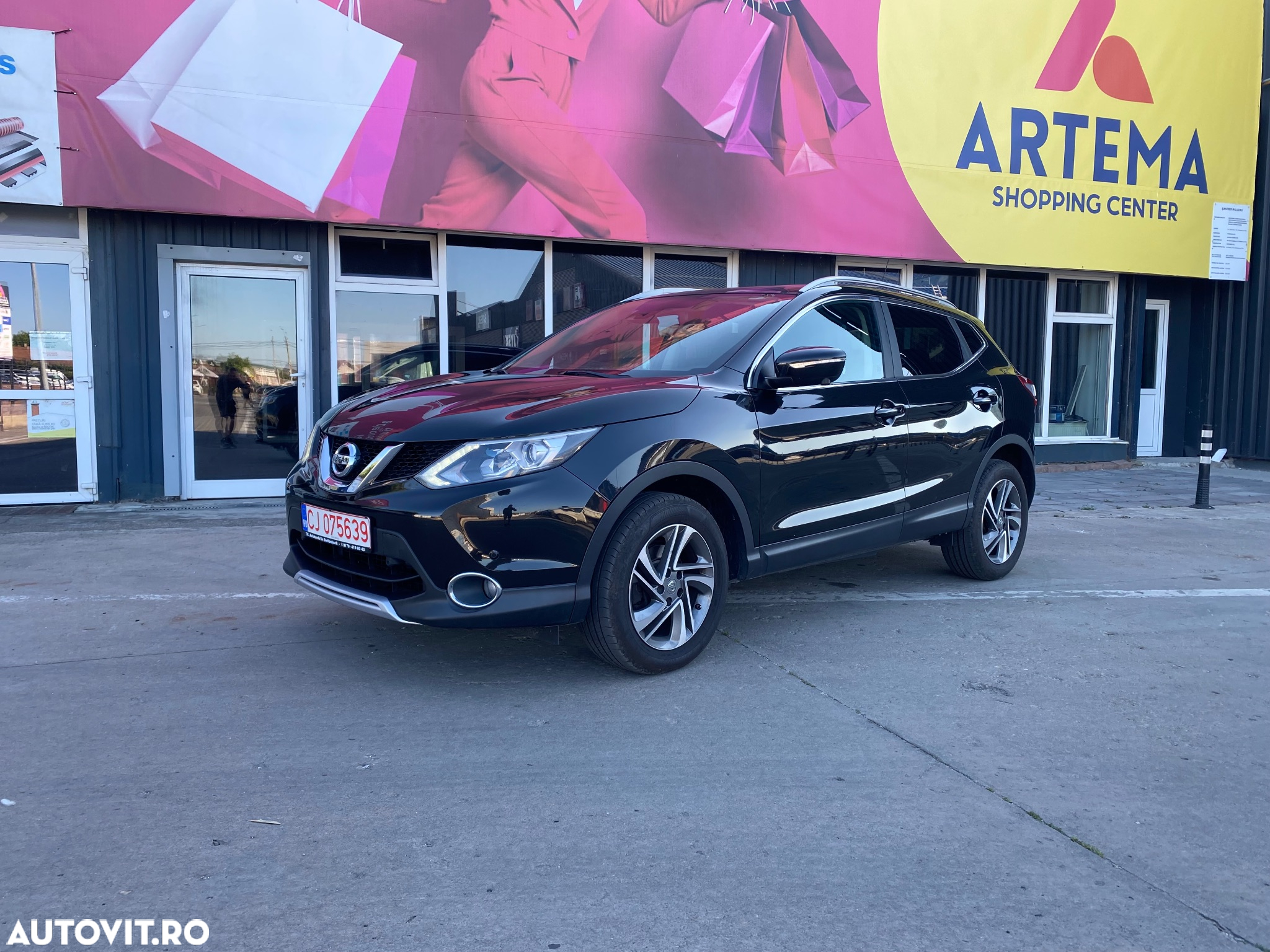 Nissan Qashqai 1.6 DCI TEKNA+ - 3