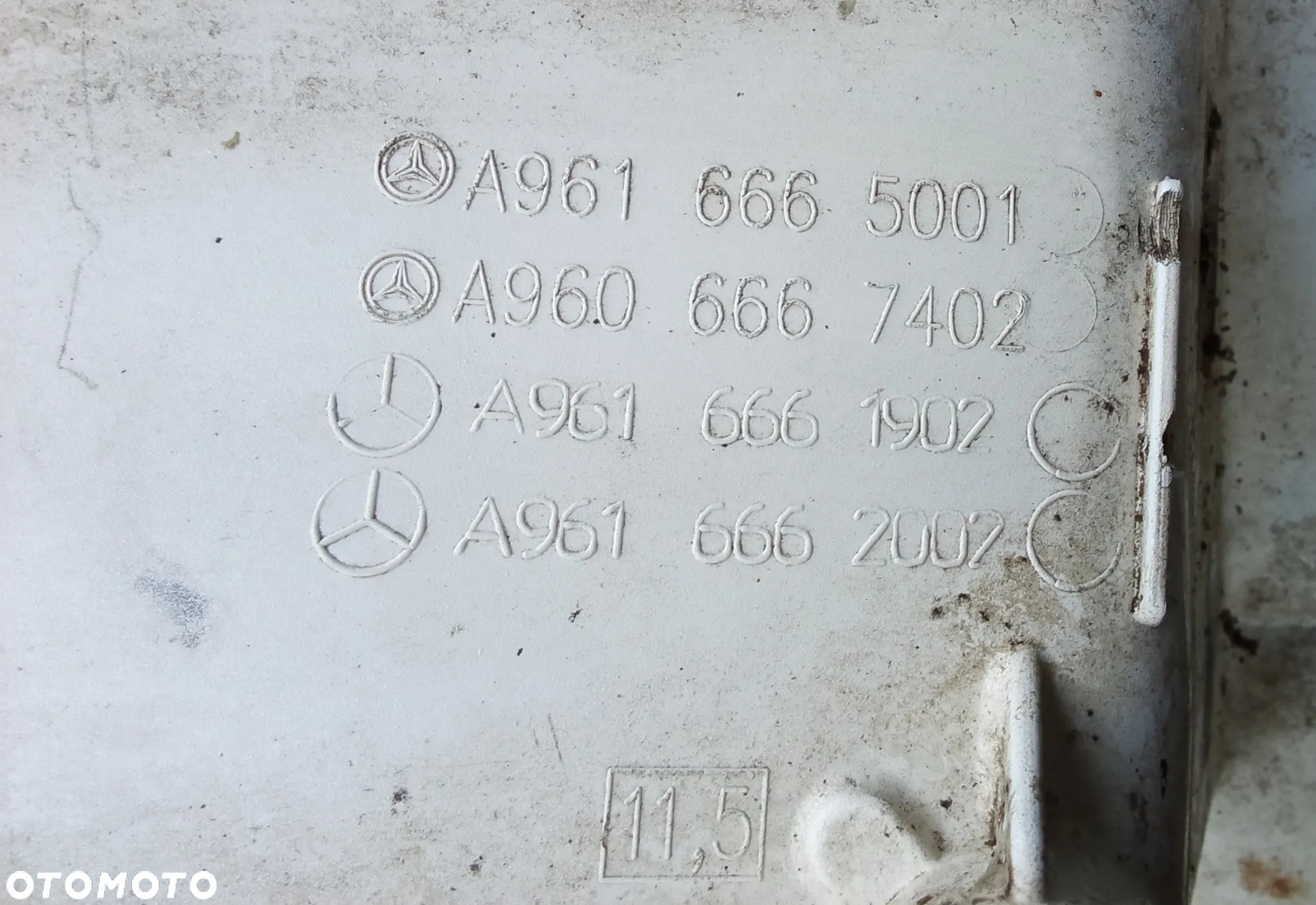 Stopnica stopień Mercedes actros MP4 A9616665001 A9606667402 - 4
