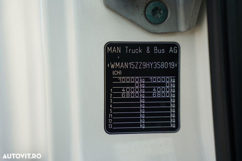 MAN TGL 10.180 / 4x2 / CAMION FRIGORIFIC - 6,1 m / THERMO KING V 500 MAX / EURO 6 - 38