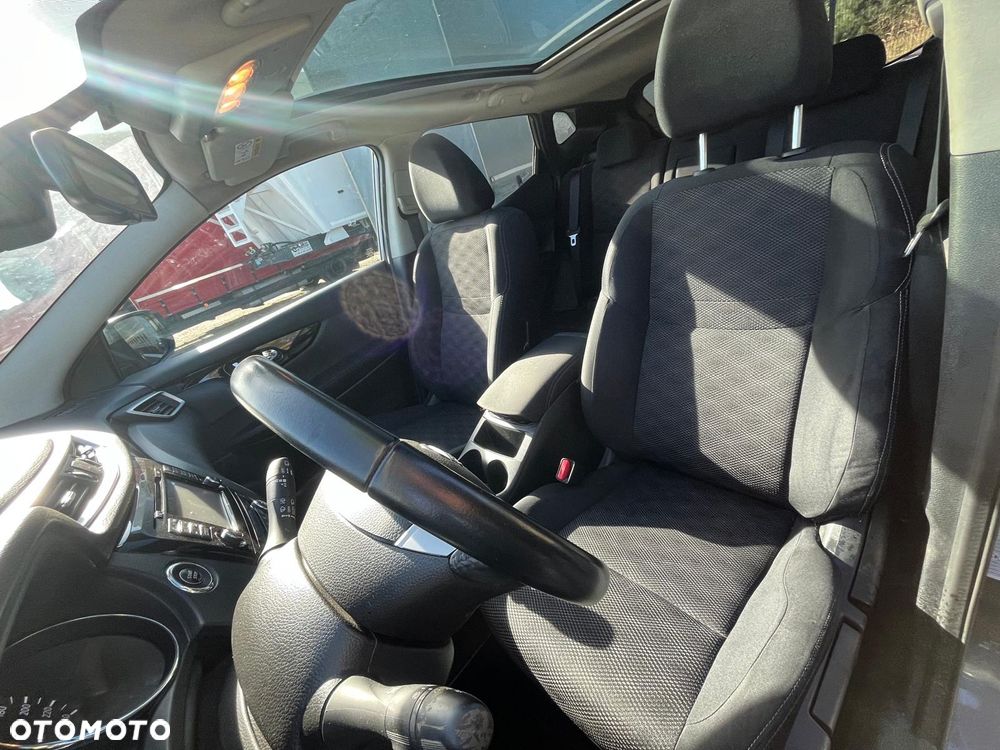 Nissan Qashqai 1.2 DIG-T N-Vision EU6 - 12