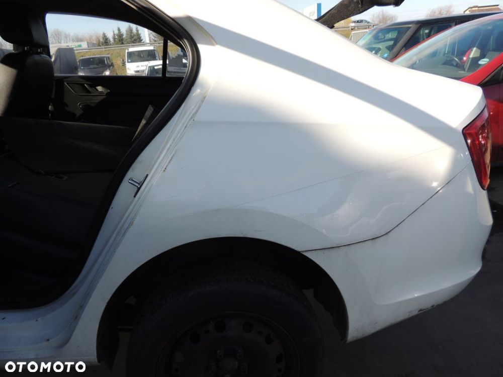 Ćwiartka nadwozia lewy tył SKODA Rapid '14 - 1