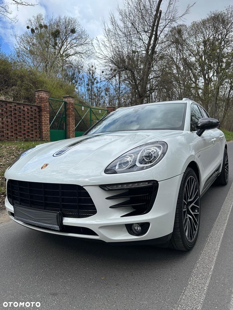 Porsche Macan Standard - 1