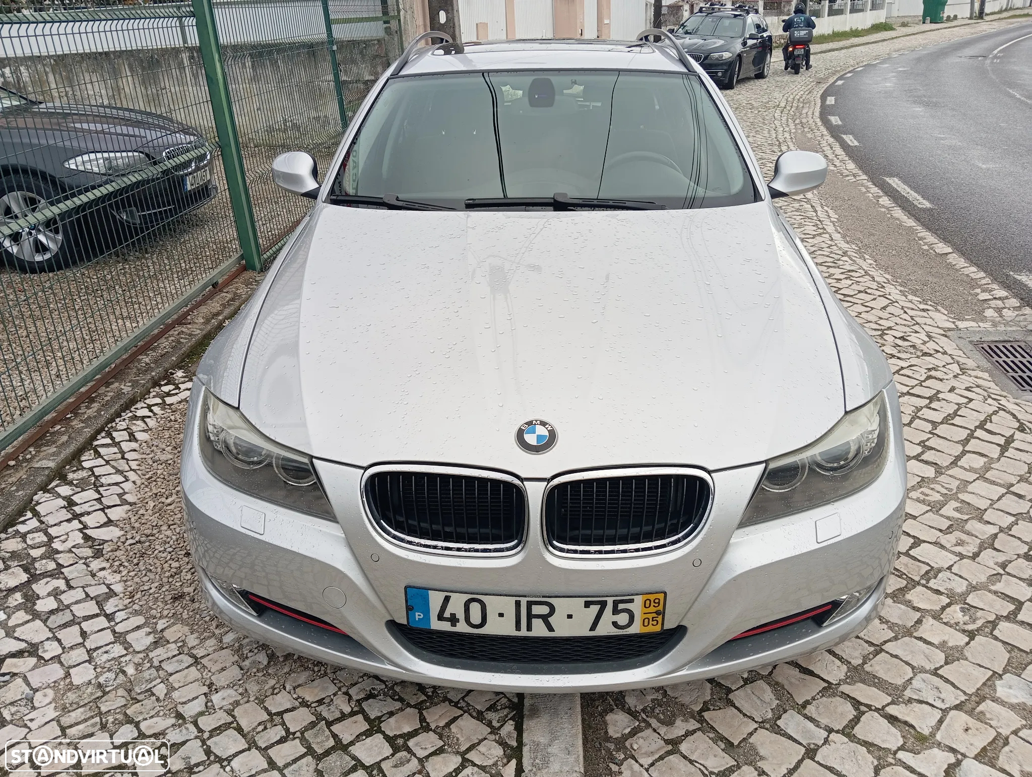 BMW 320 d Touring Navigation Sport - 2