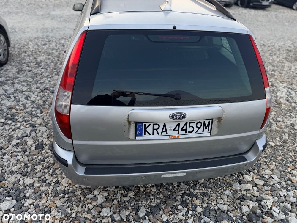 Ford Mondeo 2.0 Ghia - 6