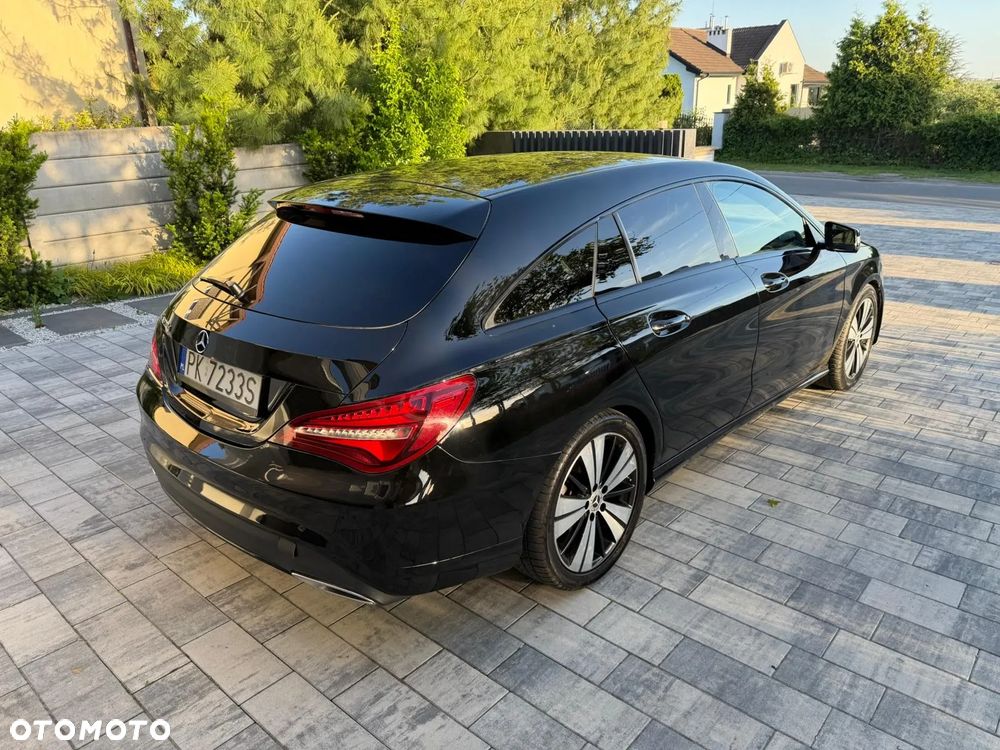 Mercedes-Benz CLA 200 d 7G-DCT AMG Line - 3