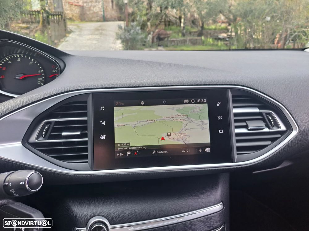 Peugeot 308 1.5 BlueHDi Style - 21