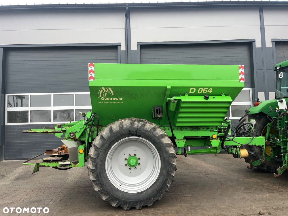 Amazone Gustrower DO64 - 1