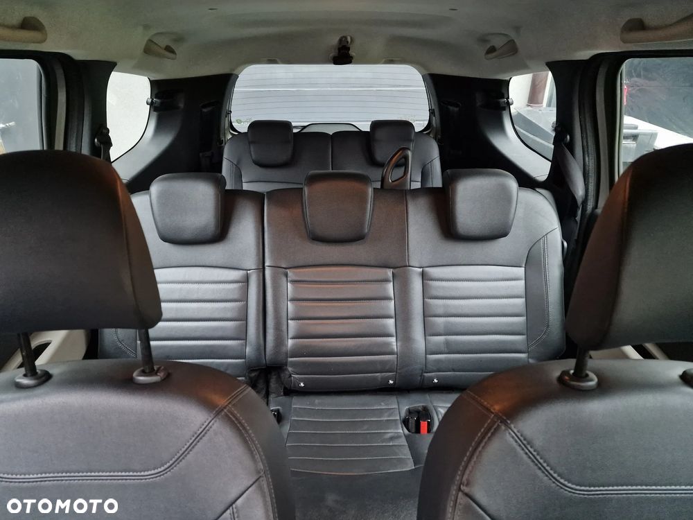 Dacia Lodgy 1.2 TCe Laureate - 13