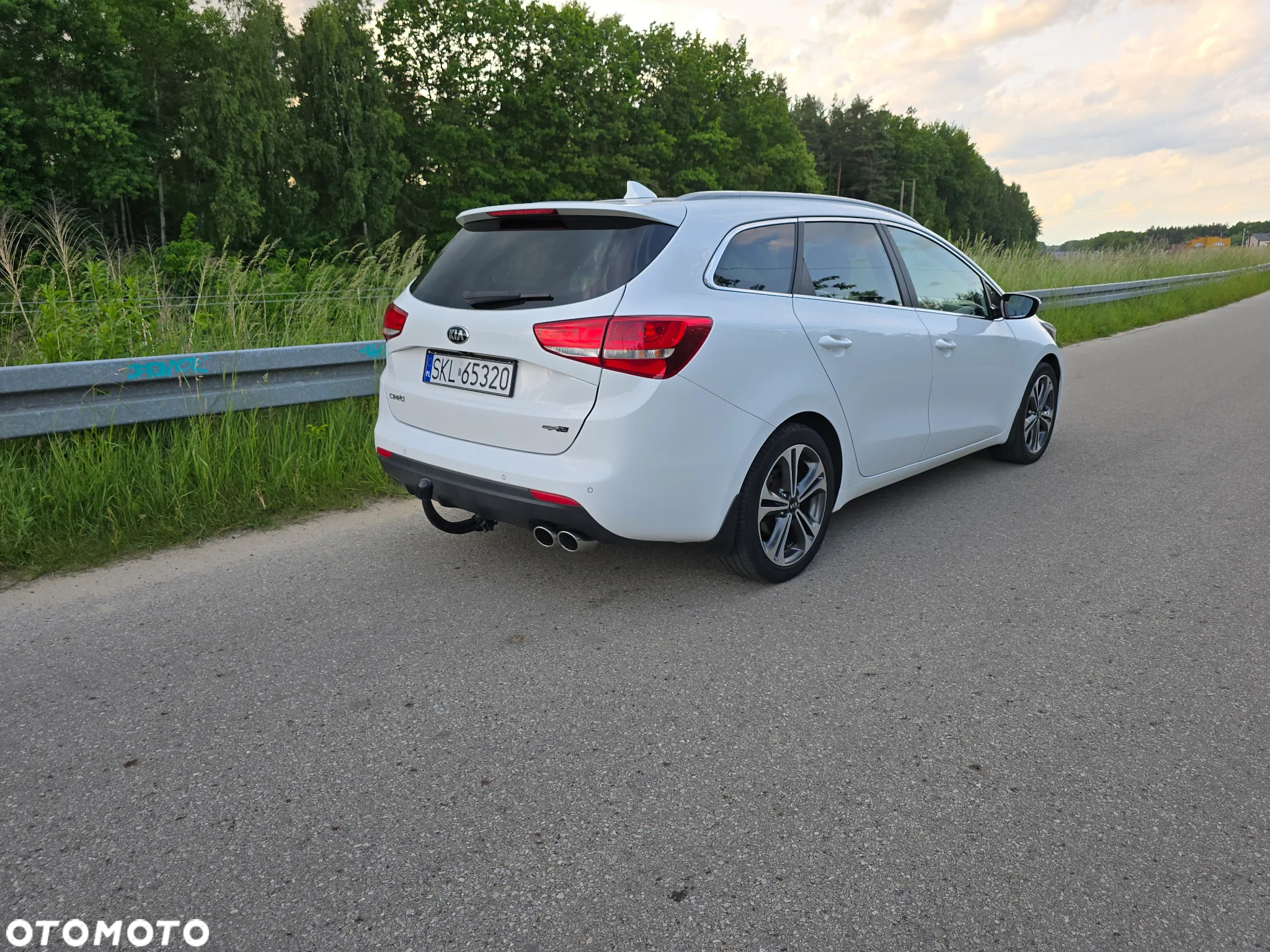 Kia Ceed 1.6 CRDi SCR GT-Line - 14