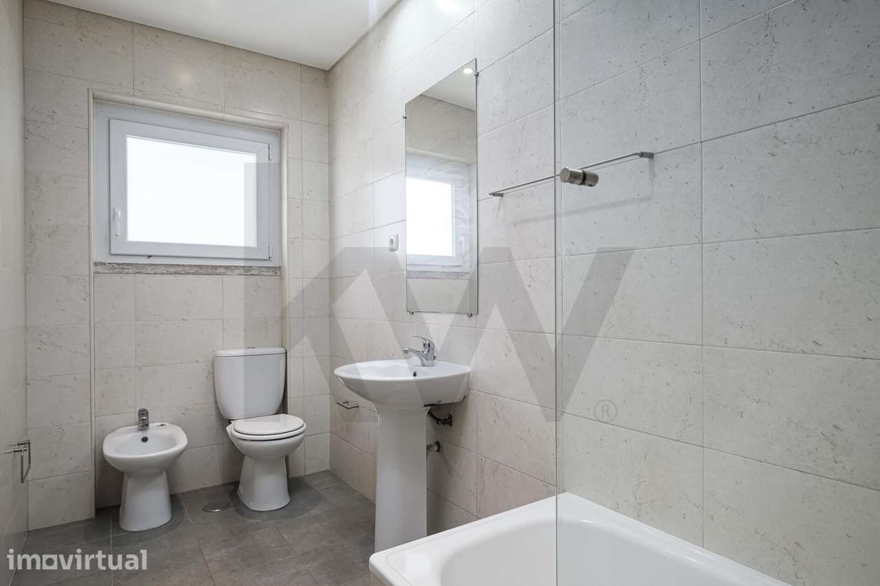 Apartamento T2 em Campo de Ourique - Arrendamento - Grande imagem: 4/10