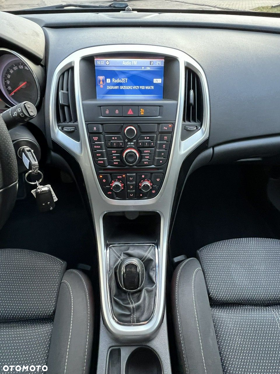 Opel Astra IV 1.4 T Sport - 15