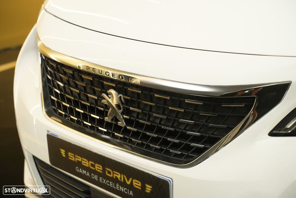 Peugeot 5008 1.5 BlueHDi GT Line EAT8 - 3