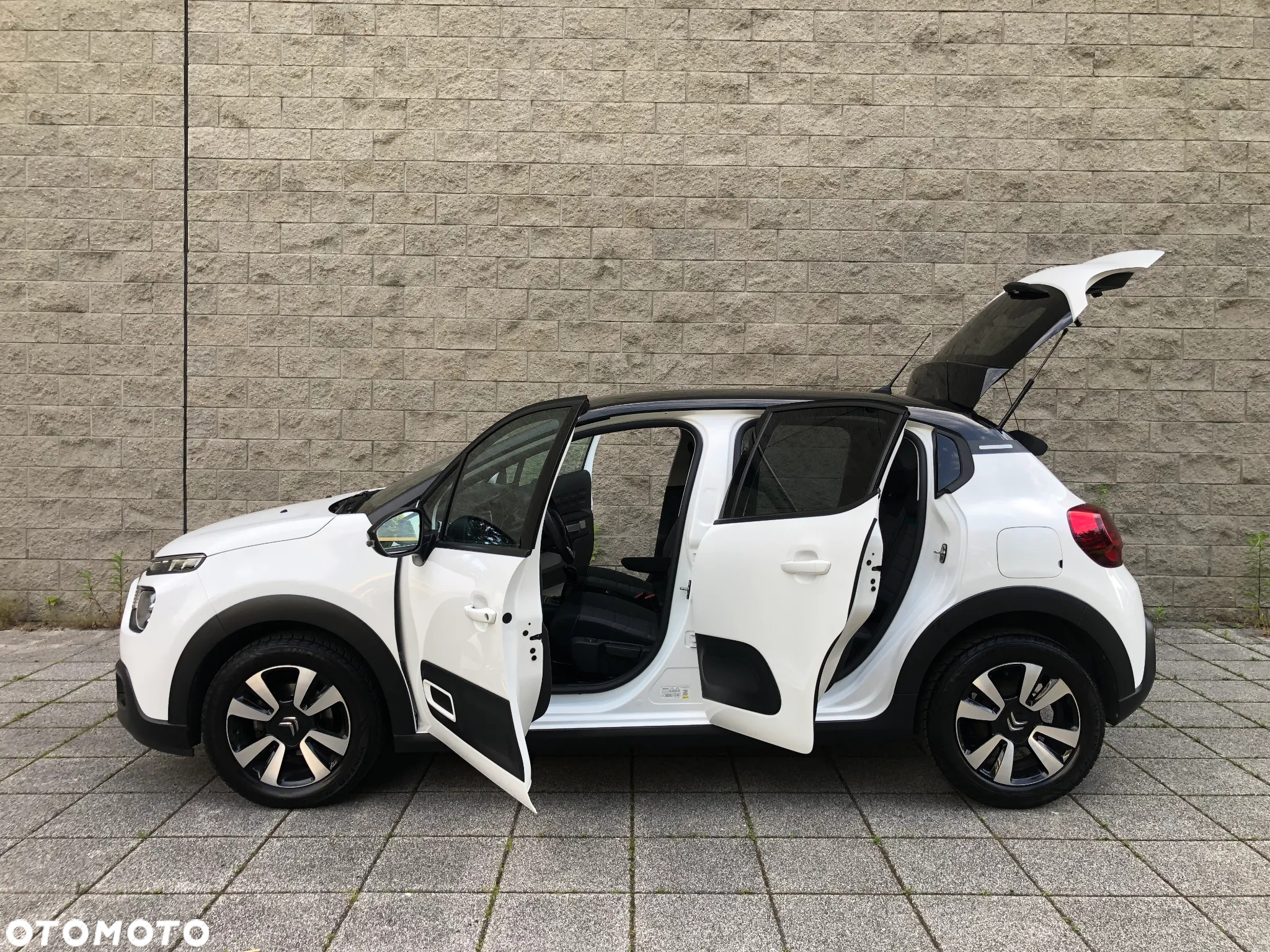 Citroën C3 1.2 PureTech Shine - 21