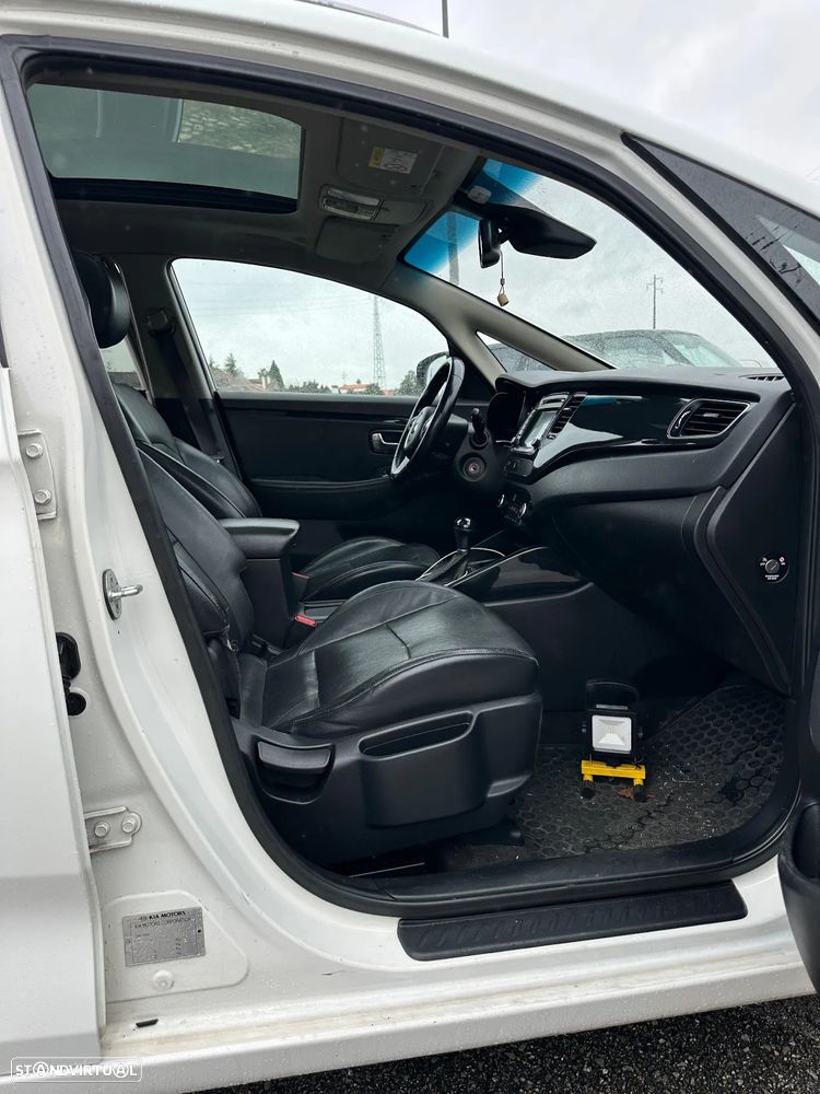 Kia Carens 1.7 CRDi ISG TX Aut. - 15