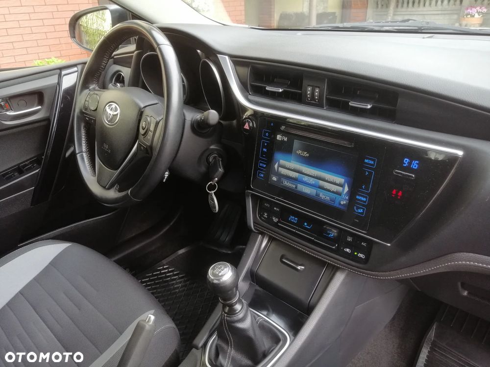 Toyota Auris 1.33 Dual-VVT-i Edition - 21