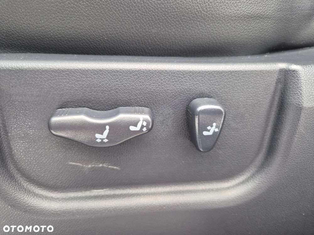 Renault Koleos dCi 175 FAP 4x4 Night and Day - 30