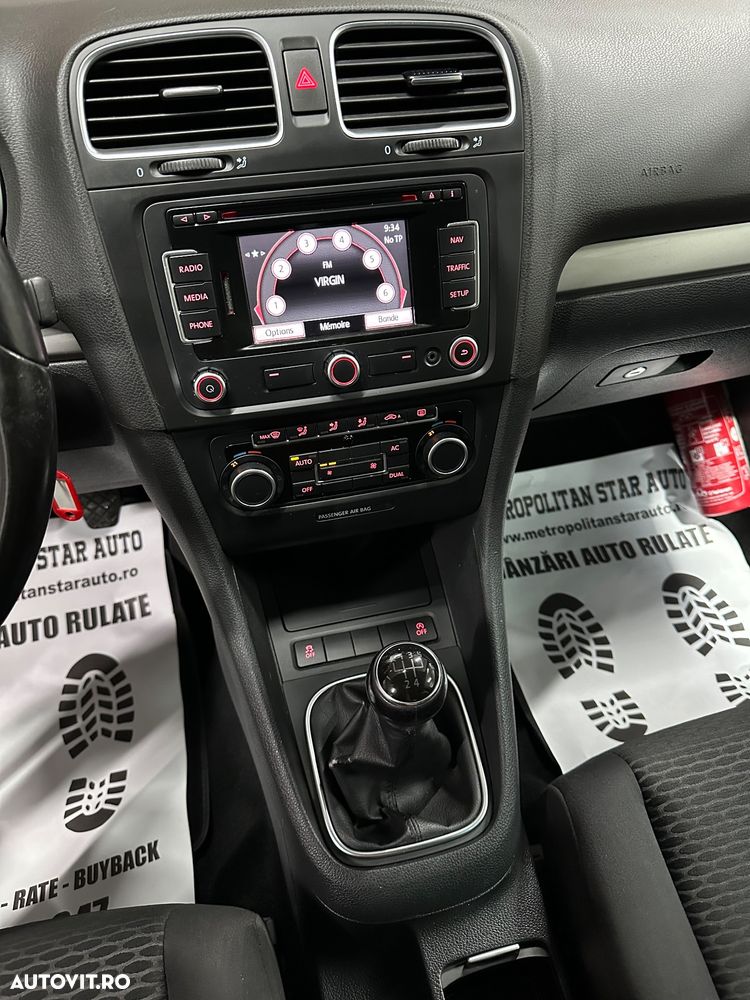 Volkswagen Golf 1.6 TDI DPF Style - 10
