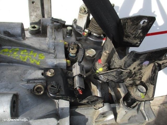CAIXA VELOCIDADES MAZDA 6 SEDAN 2005 -3A1 - 3