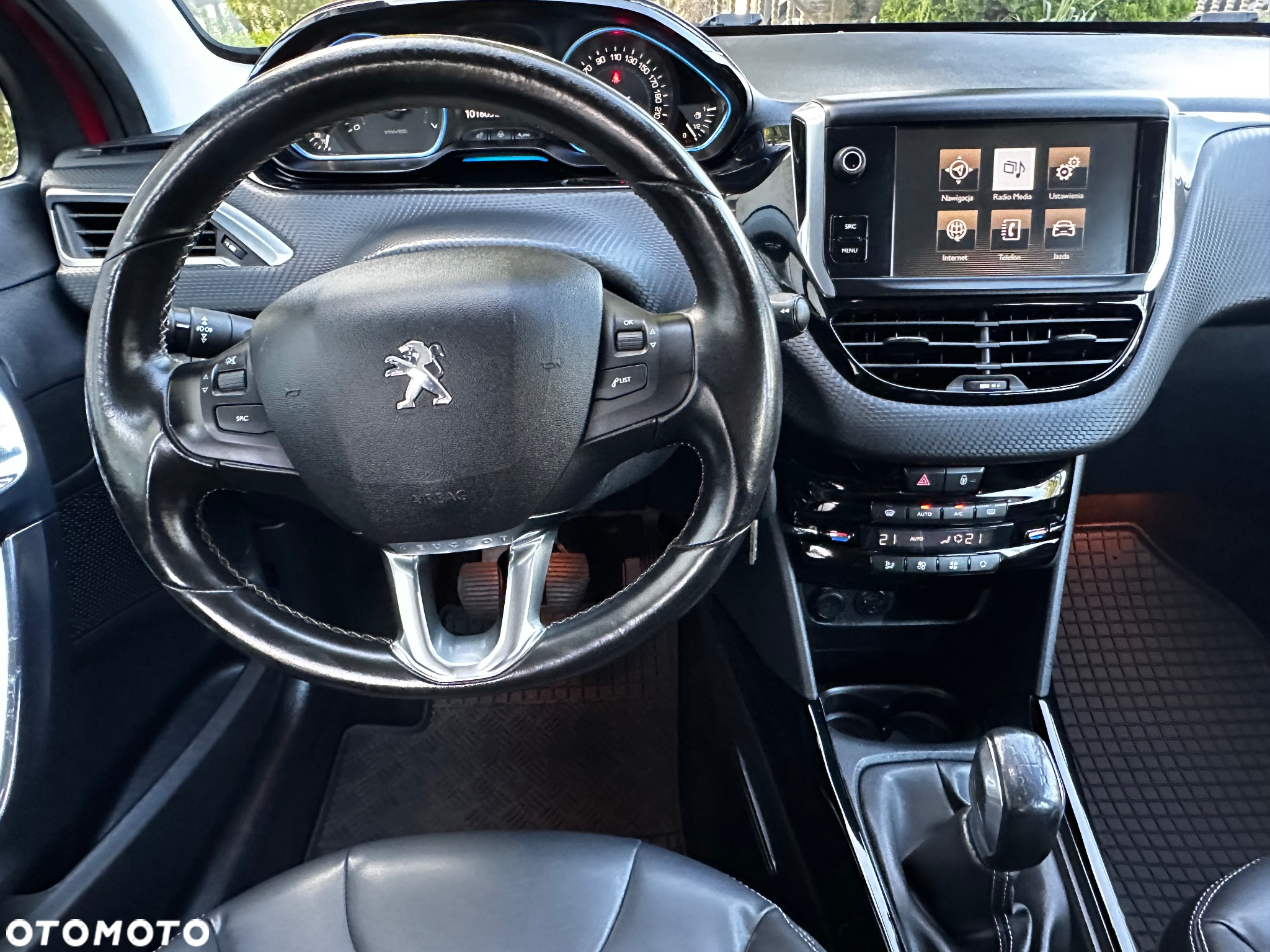 Peugeot 2008 - 29