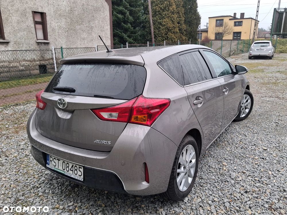 Toyota Auris 1.33 VVT-i Life Comfort - 7