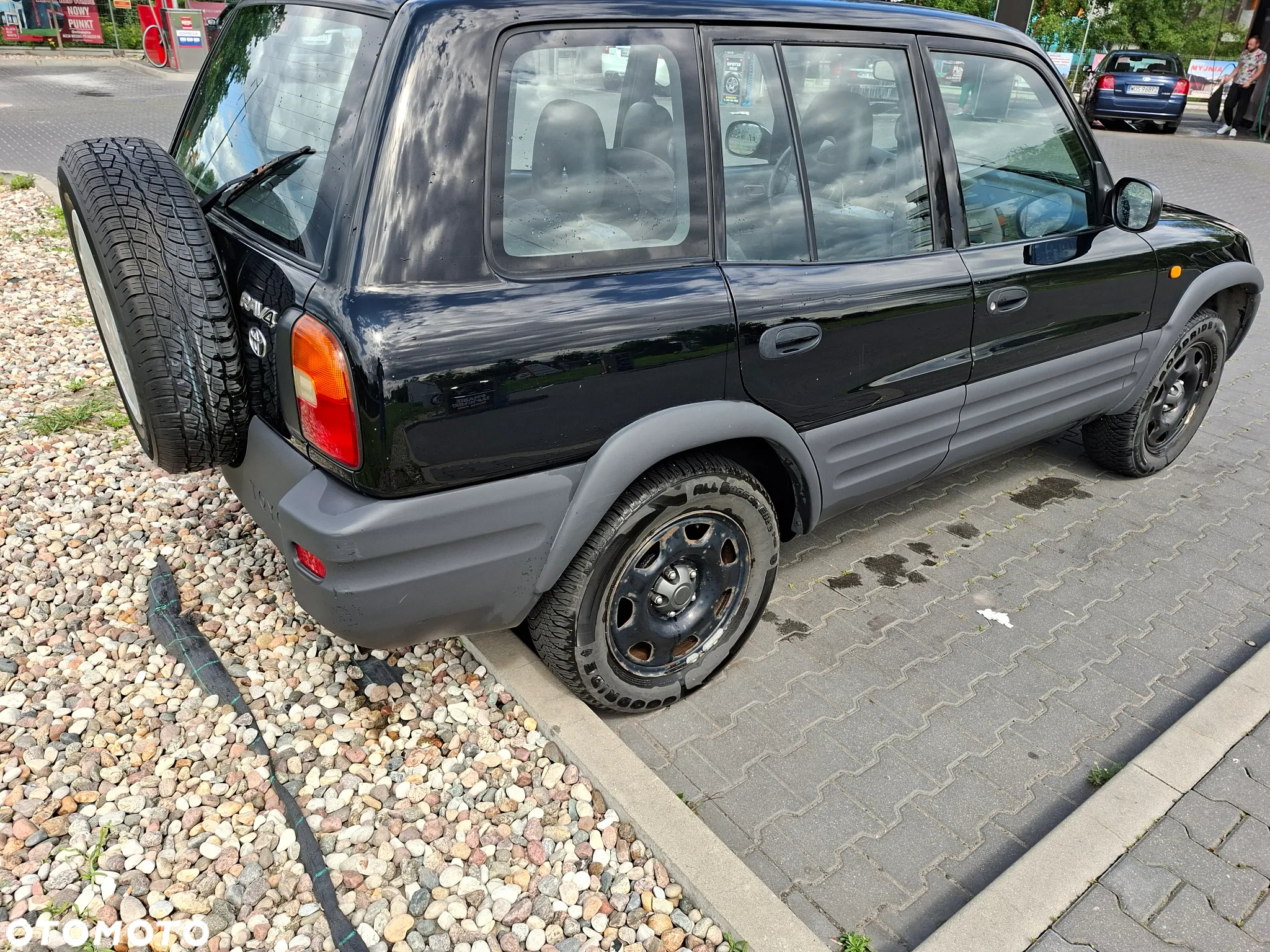 Toyota RAV4 2.0 - 4
