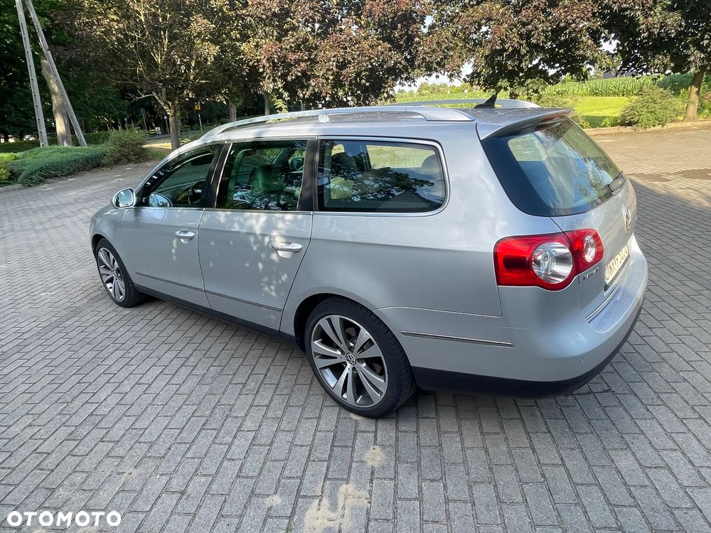 Volkswagen Passat 2.0 TDI Highline DSG - 2