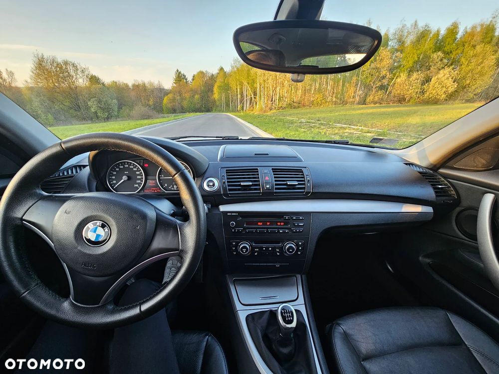 BMW Seria 1 - 12