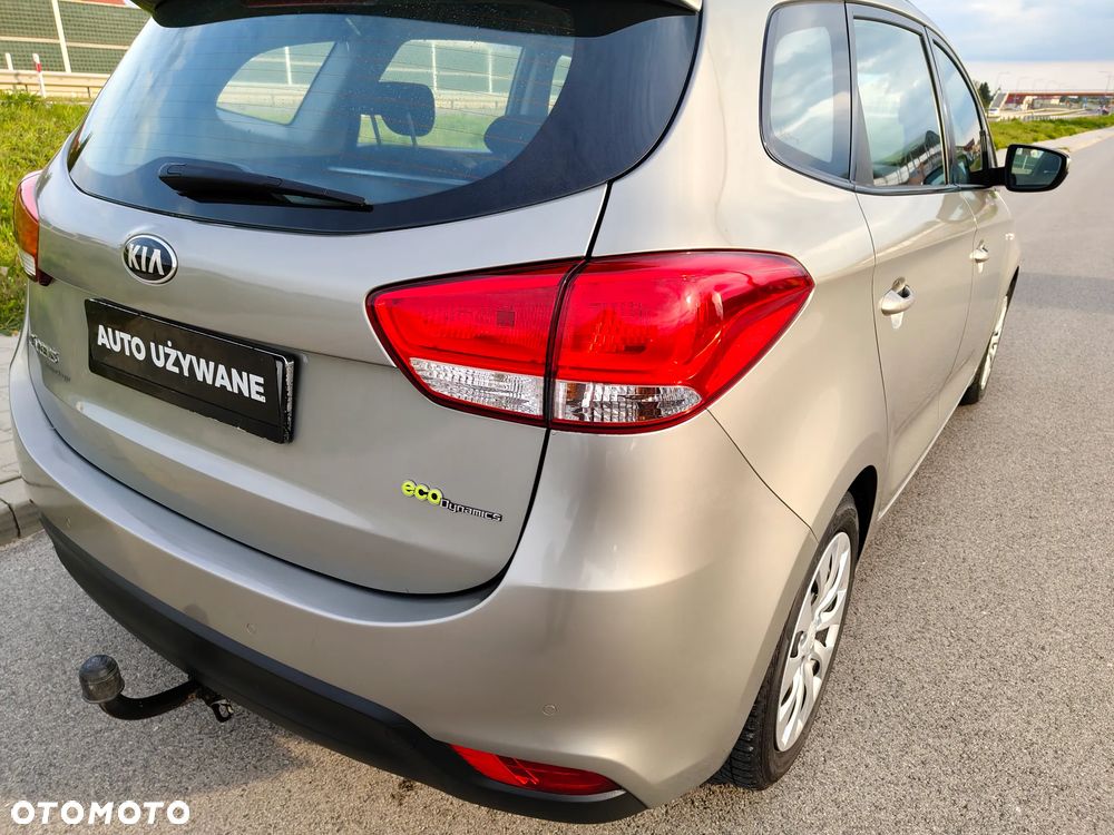Kia Carens 1.7 CRDi M - 37