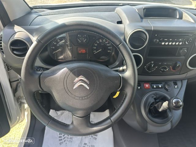 Citroën BERLINGO 3 LUGARES - 13