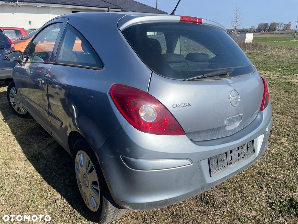 Opel Corsa - 3