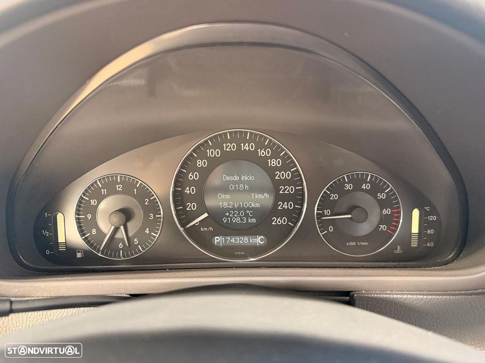 Mercedes-Benz CLK 200 K Avantgarde Aut. - 17