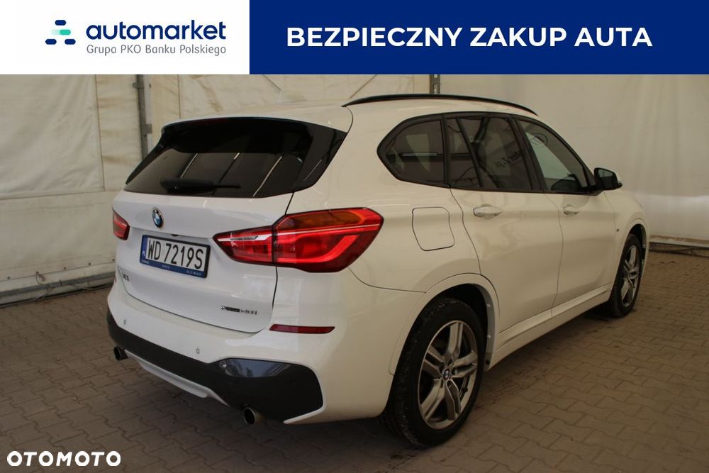 BMW X1 xDrive20i Sport - 4