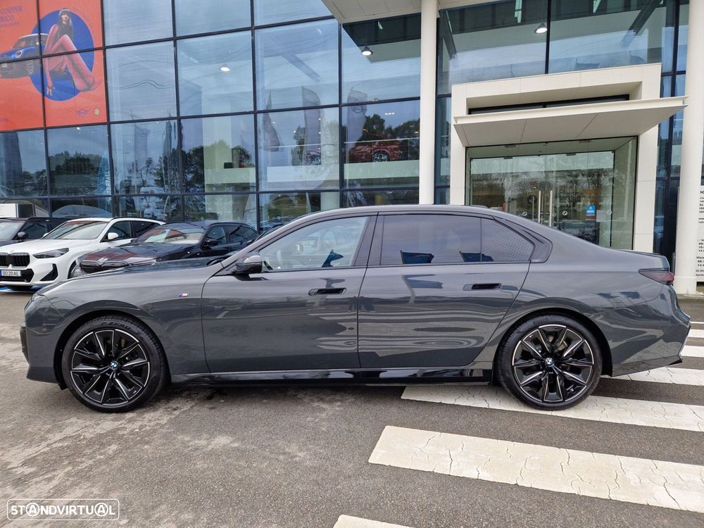 BMW i7 eDrive50 Pack Desportivo M Pro - 5