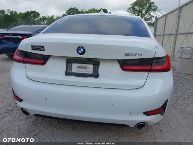 BMW Seria 3 330i - 8