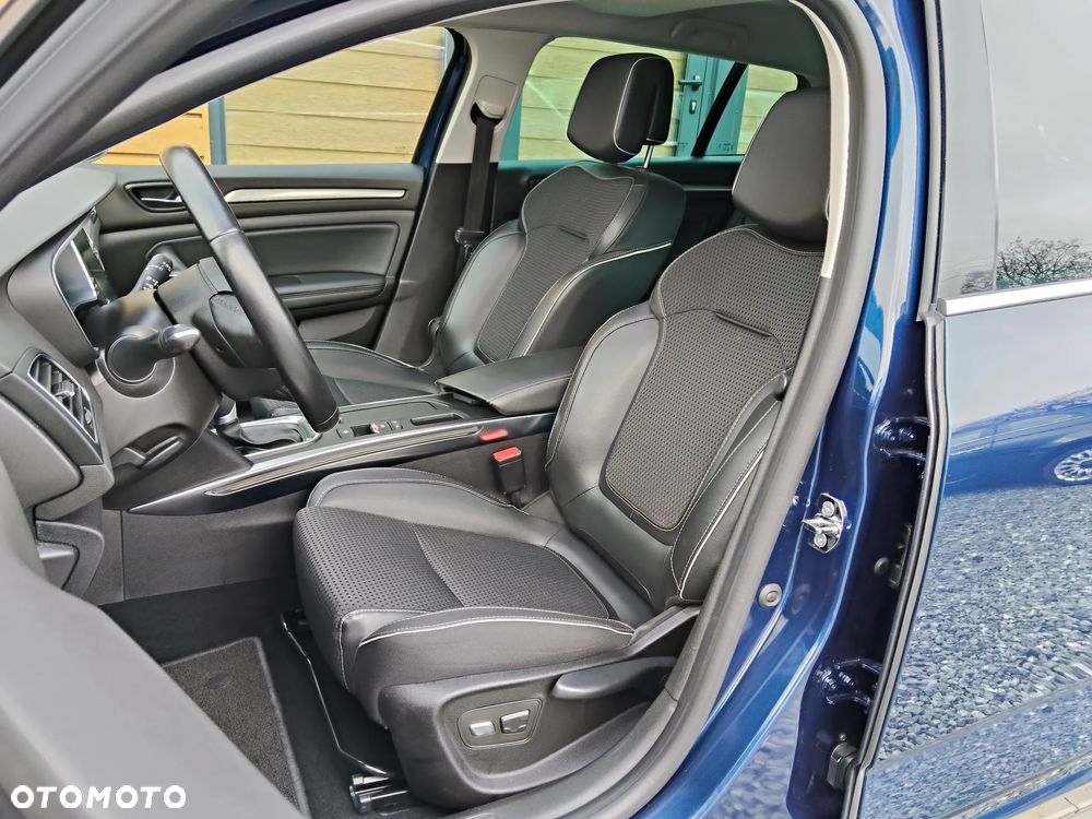 Renault Megane ENERGY dCi 110 EDC BOSE EDITION - 12